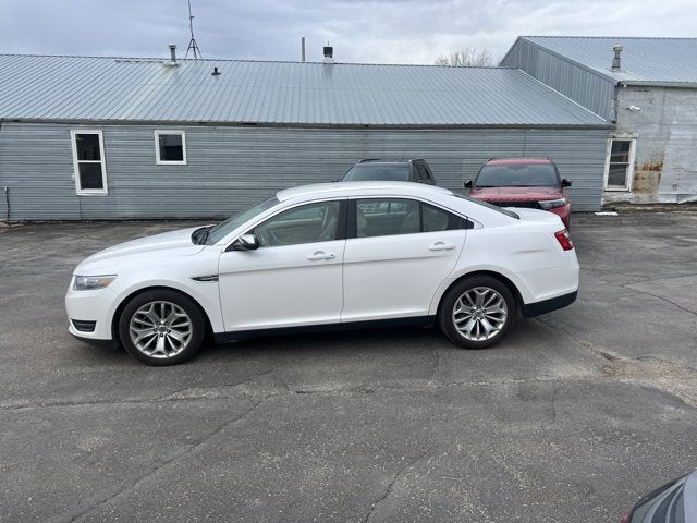 2014 Ford Taurus Limited FWD's photo