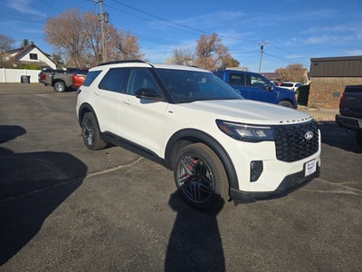 2027 Ford Explorer ST-Line