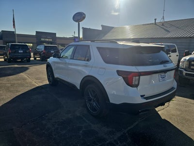 2027 Ford Explorer ST-Line