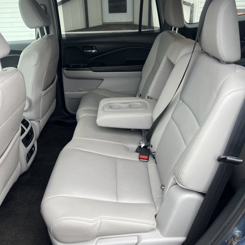 2016 Honda Pilot EX-L w/Rear Entertainment System