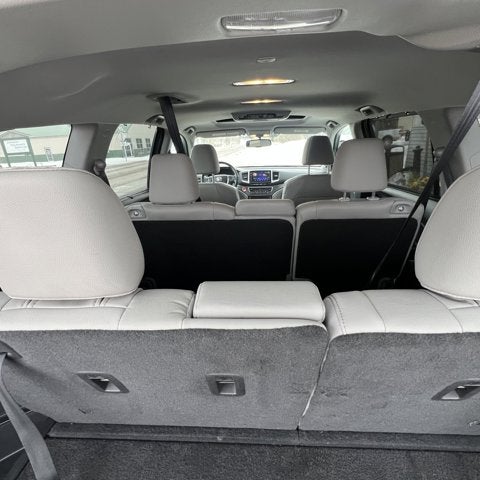 2016 Honda Pilot EX-L w/Rear Entertainment System