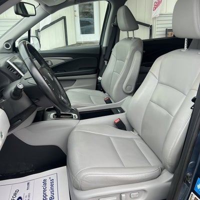 2016 Honda Pilot EX-L w/Rear Entertainment System